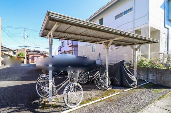 岡本駅 バス12分  前原下車：停歩6分 2階の物件外観写真